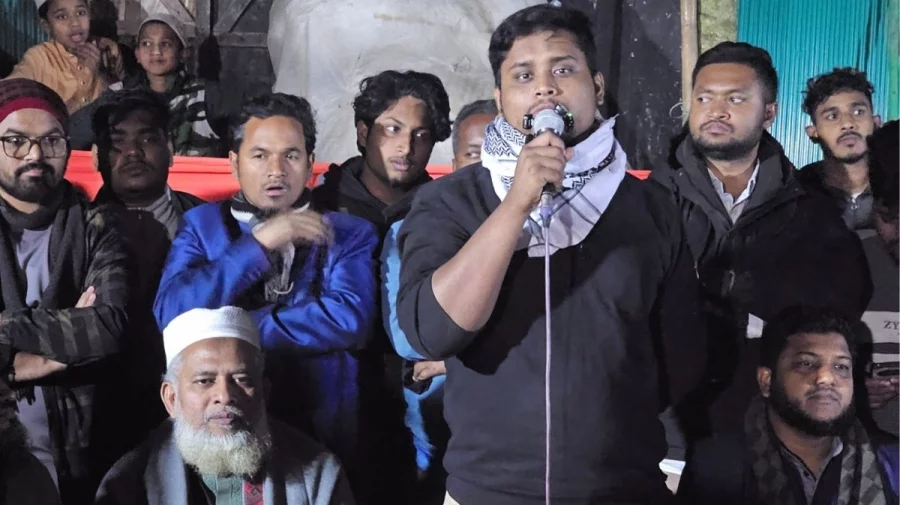 নিজেরই ব্যাংকের টাকা দেয়ার মুরোদ নাই আবার আসছে জনসেবা করতে: হাসনাত 