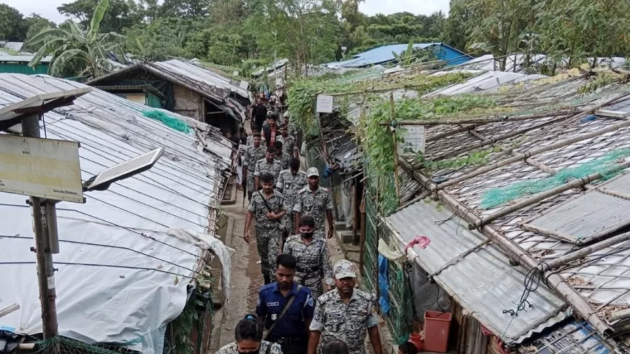 রোহিঙ্গা ক্যাম্পে দুই ডাকাত দলের গোলাগুলি, নিহত ১