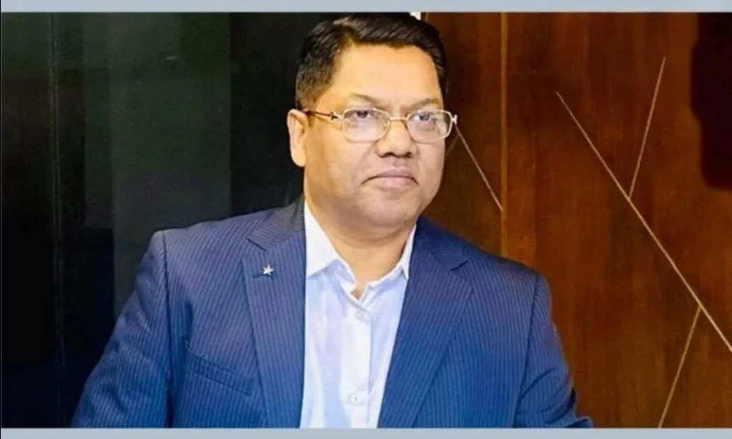 দুদকের মামলার আসামি হয়েও বিমানবন্দরে ভিআইপি প্রোটোকল