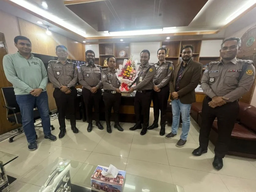 এসি পেট্রোল–মতিঝিলে পার্থ প্রতীম বিশ্বাসের যোগদান