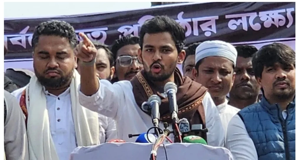 সন্ত্রাসীদের পক্ষে দাঁড়ালে ১৭ বছরের নিপীড়নের গল্প ভুয়া প্রমাণিত হবে : আসিফ মাহমুদ