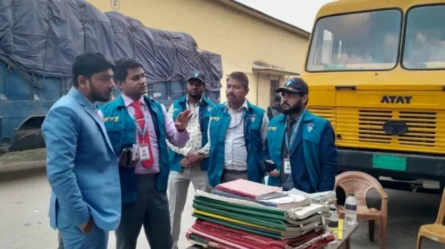 কুড়িগ্রাম জেলা খাদ্য গুদামে সাড়ে ৫০০ মেট্রিক টন ধান-চালের ঘাটতি, দুদকের অভিযান