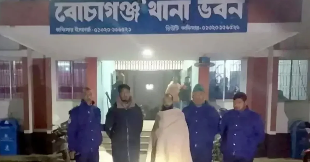 চাঁদাবাজির সময় এনসিপি নেতাকে ধরে পুলিশে দিলো স্থানীয়রা