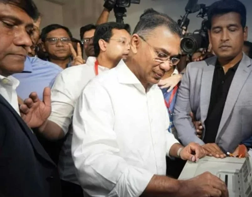 নিরঙ্কুশ সংখ্যাগরিষ্ঠতা নিয়ে ২০ বছর পর সরকারে যাচ্ছে বিএনপি