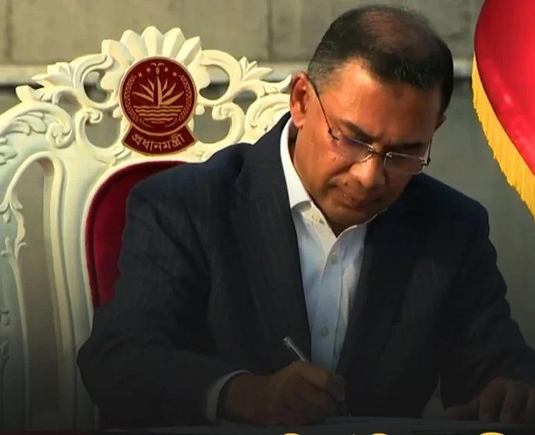 ১৭ বছরের নির্বাসন শেষে দেশে ফিরেই প্রধানমন্ত্রী তারেক রহমান