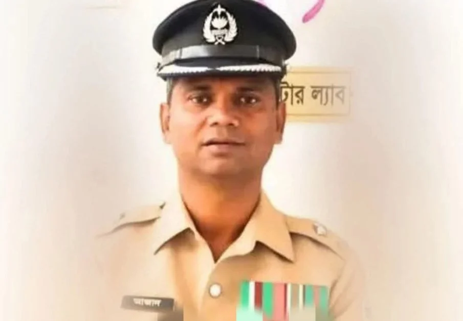 চট্টগ্রামে ওসি বাবুল আজাদের বিরুদ্ধে ১১ ক্যাটাগরির অভিযোগের সত্যতা: তদন্ত প্রতিবেদন সদর দপ্তরে