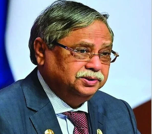 আমাকে বিদেশ সফরে যেতে বাধা দিয়েছে ইউনূস সরকার: রাষ্ট্রপতি