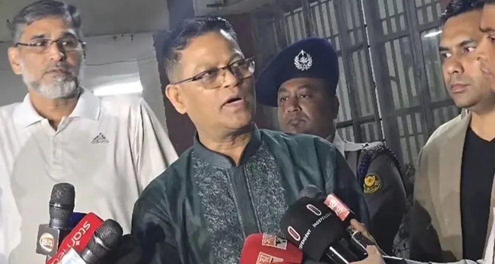 মোহাম্মদপুরে আইজিপির ব্যক্তিগত অভিজ্ঞতা: এলাকাটি অপরাধপ্রবণ