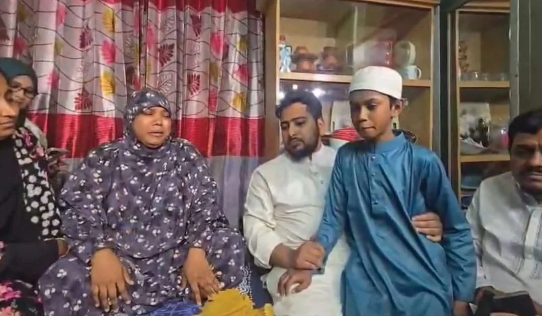 রামপুরায় শিশুহত্যা: পরিবারকে সমবেদনা জানালেন নাহিদ ইসলাম