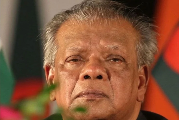 সাড়ে ৭ কোটি টাকা সহ আমির হোসেন আমুর ৮টি ব্যাংক হিসাব ফ্রিজ