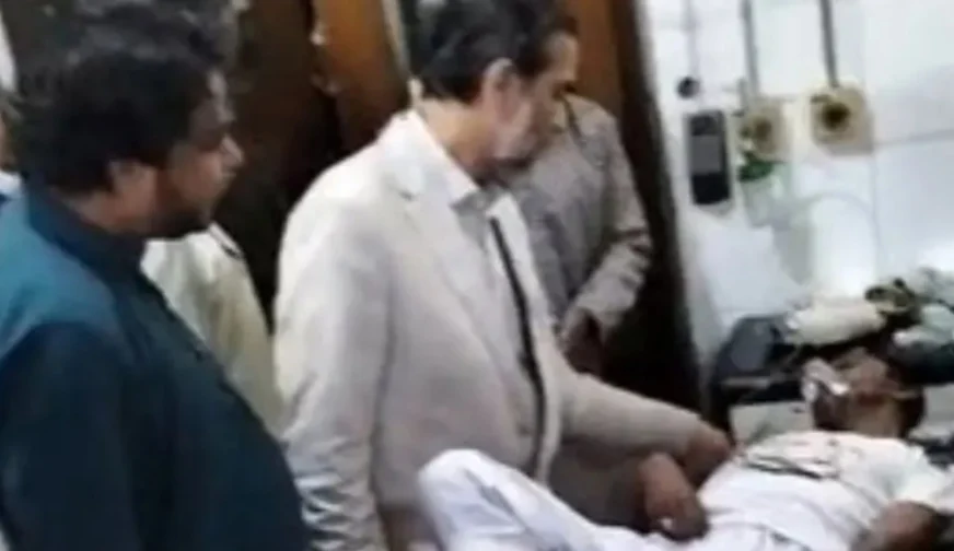 ইনকিলাব মঞ্চের জাবেরসহ আহতদের দেখতে ঢাকা মেডিকেলে জামায়াত নেতারা