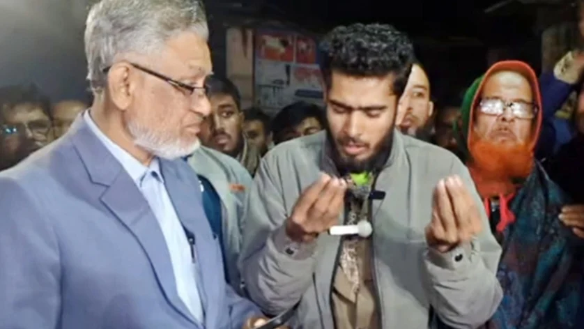 ফেনীতে জামায়াত কর্মীকে ‘অস্ত্র দিয়ে ফাঁসানোর’ চেষ্টা, ৪ ঘণ্টা পর উদ্ধার