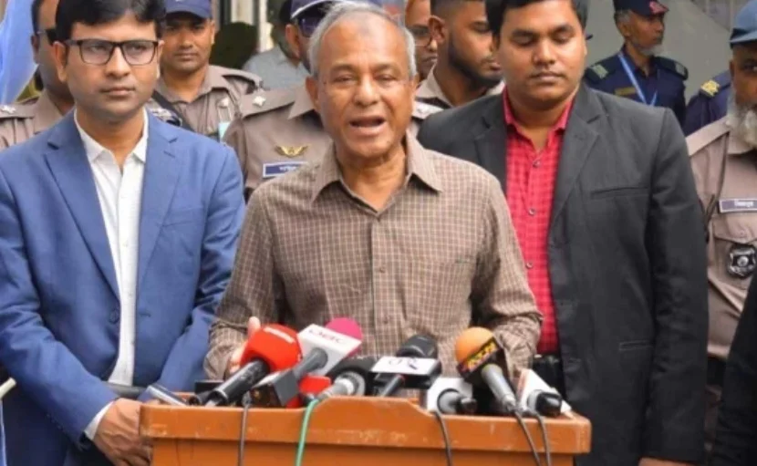 অন্তর্বর্তী সরকার অবাধ, সুষ্ঠু ও গ্রহণযোগ্য নির্বাচন উপহার দিচ্ছে: স্বরাষ্ট্র উপদেষ্টা