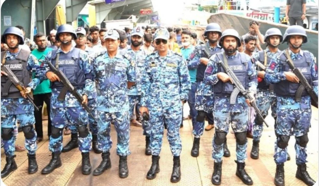 কোস্ট গার্ডের এক বছরের অভিযানে ১৭ হাজার ৫১৬ কোটি টাকার অবৈধ পণ্য জব্দ