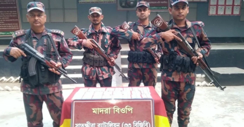 সাতক্ষীরায় আড়াই লাখ টাকার ভারতীয় পণ্য জব্দ