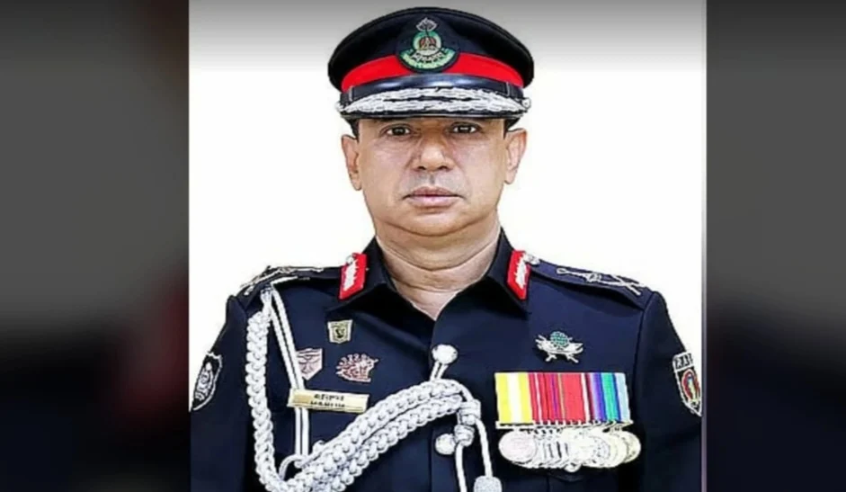 র‌্যাপিড অ্যাকশন ব্যাটালিয়ন-এর সাবেক মহাপরিচালক হারুন ও স্ত্রীর ১০ ব্যাংক হিসাব জব্দ