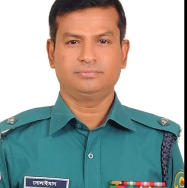 বাকলিয়ায় ওসি সোলেমানের বিরুদ্ধে ৫ কোটি টাকা চাঁদাবাজির অভিযোগ