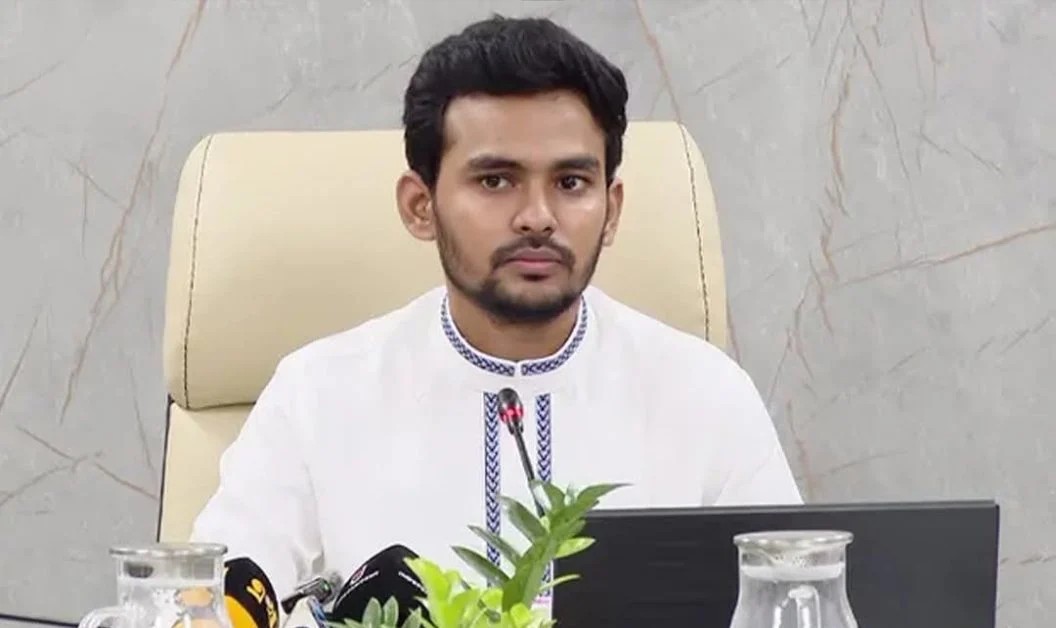 এনসিপির মুখপাত্র আসিফ মাহমুদের ব্যাংক হিসাব তলব করেছে বিএফআইইউ