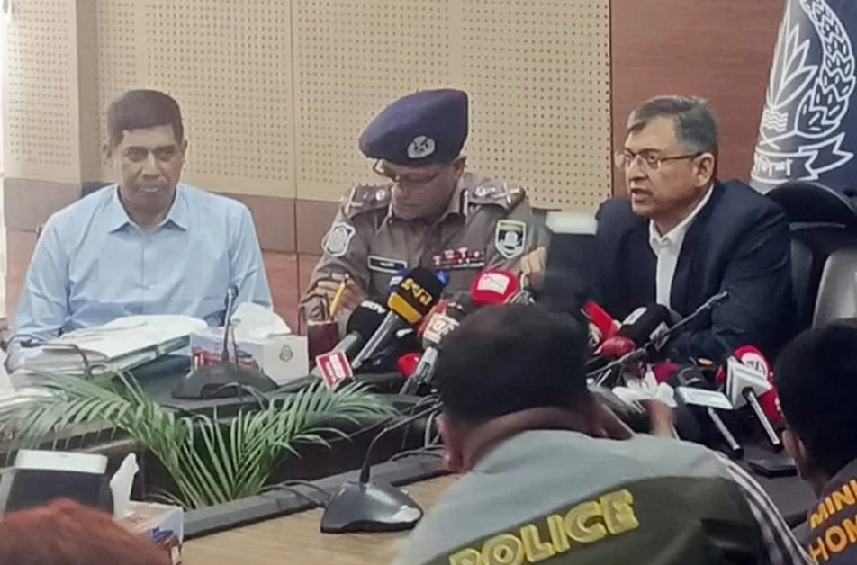 চাঁদাবাজদের তালিকা করে দ্রুত আইনের আওতায় আনা হবে: স্বরাষ্ট্রমন্ত্রী