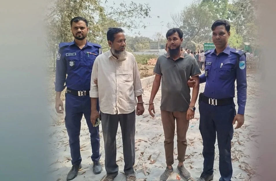 পুলিশ নিয়ে দুই চাঁদাবাজ আটক করলেন এমপি বাবু