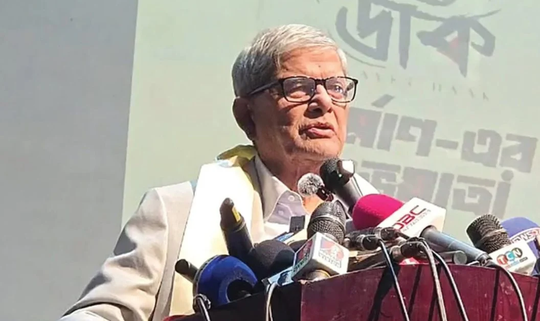 বিদেশে বসে দেশকে অস্থিতিশীল করার চেষ্টা করছেন হাসিনা: মির্জা ফখরুল
