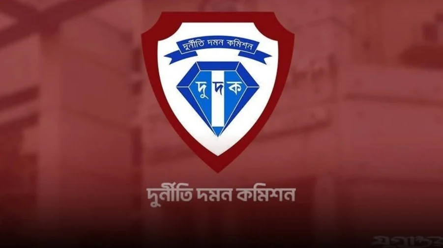 দুদকের নতুন চেয়ারম্যান ও কমিশনার পদে আলোচনায় যারা