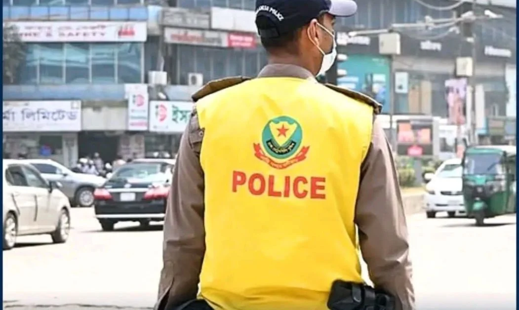 রাজধানীতে ১৬ হাজার আইনশৃঙ্খলা বাহিনী মোতায়েন, তবুও থামছে না অপরাধ