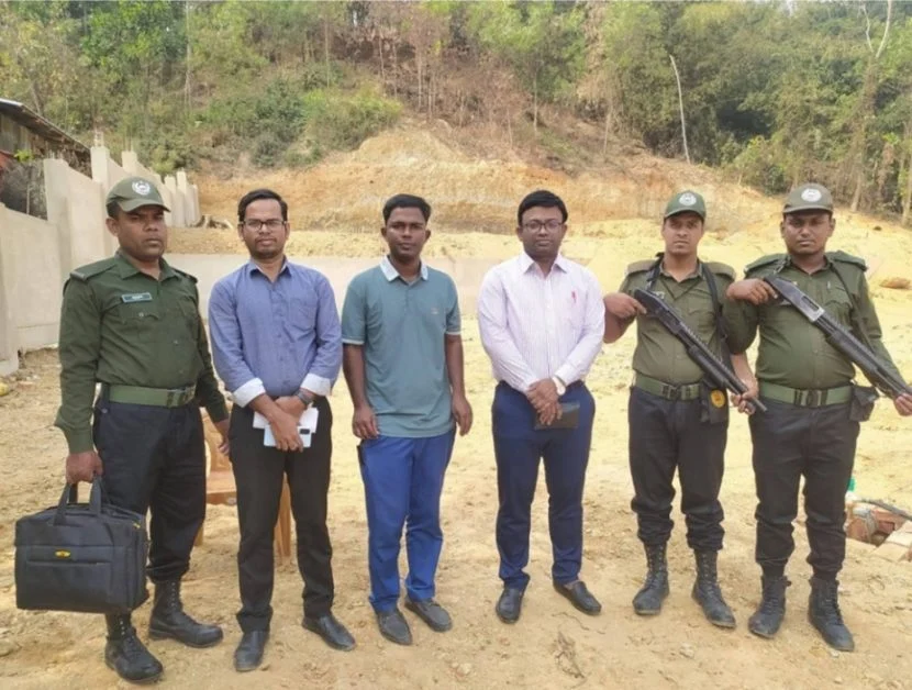 সাতকানিয়ায় পাহাড় কেটে রিসোর্ট নির্মাণের চেষ্টা, ২ লাখ টাকা জরিমানা