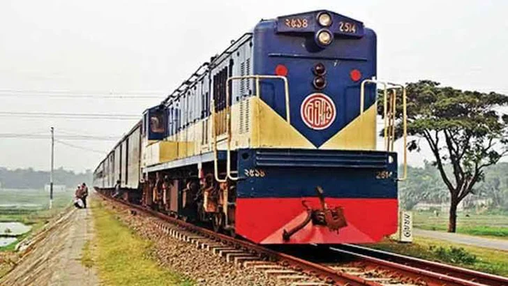 ঈদযাত্রায় ট্রেন দুর্ঘটনা ও ভিড়—রেল ব্যবস্থার উন্নয়নে রেলমন্ত্রীর প্রতি আহ্বান