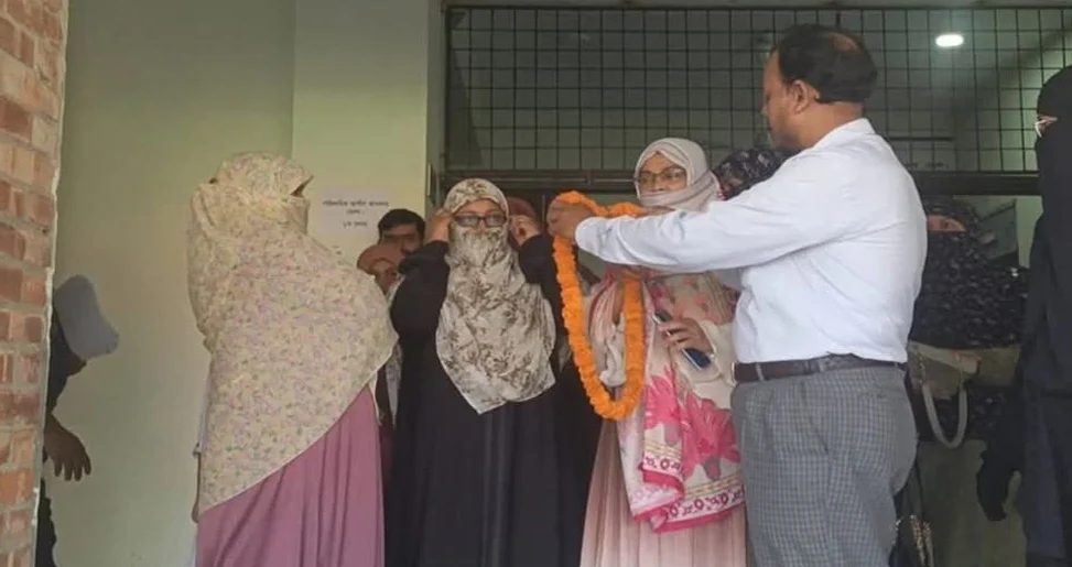 “দুই রাত জেলে অবর্ণনীয় কষ্ট”: জামিনে মুক্ত হয়ে অভিযোগ জামায়াত কর্মীর