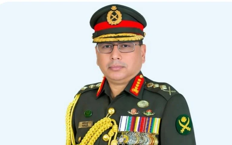 দ্বিতীয় তেল শোধনাগার নির্মাণ জরুরি: সেনাপ্রধান