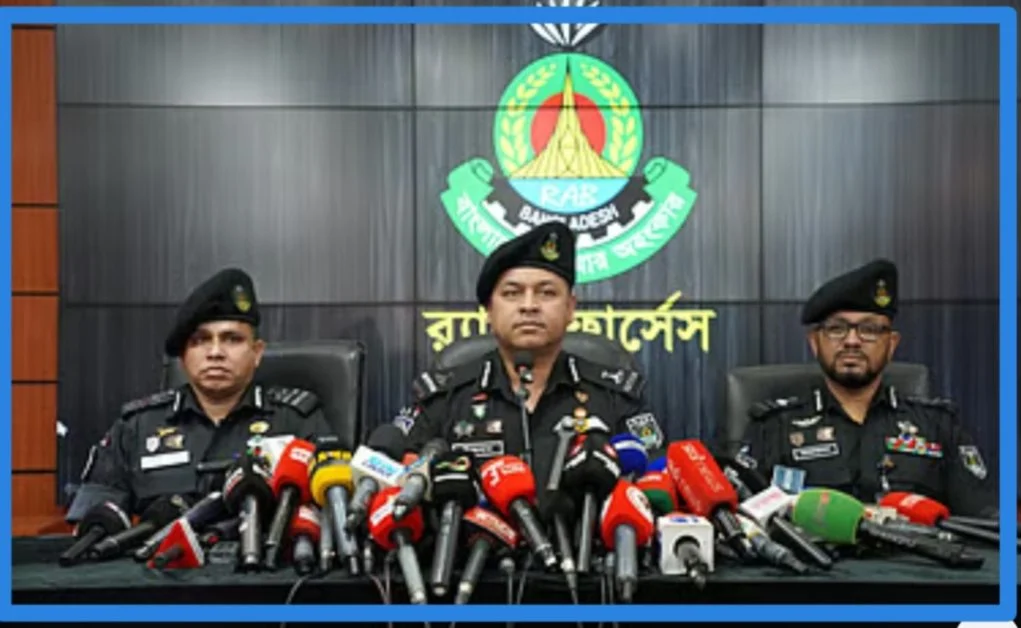 চালক ও যাত্রীবেশে থাকা ছিন’তাইকারী চক্রের হাতে খু’ন কাস্টমস কর্মকর্তা, গ্রেপ্তার ৫