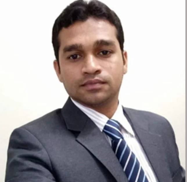 ব্যক্তিগত সহকারীর বিরুদ্ধে পাহাড়সমান দুর্নীতির অভিযোগ, নেপথ্যে বিপুল সম্পদ