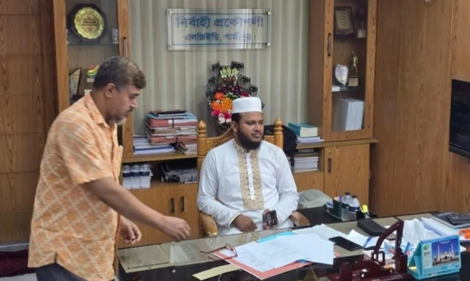 এলজিইডির নির্বাহী প্রকৌশলীর চেয়ারে বসা নিয়ে বিতর্কে এমপি সালাহউদ্দিন