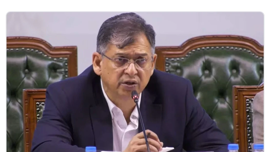 অন্তর্বর্তী সরকারের আমলের মামলাগুলো যাচাইয়ের নির্দেশ স্বরাষ্ট্রমন্ত্রীর