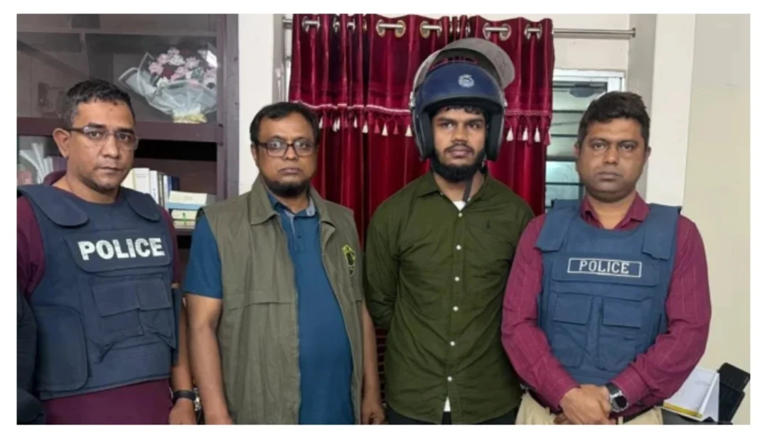 জ”ঙ্গি সম্পৃক্ততার অভিযোগে চাকরিচ্যুত সেনা সদস্য গ্রেপ্তার