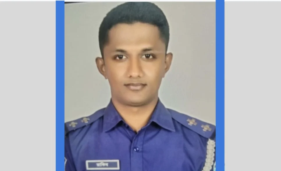 ২৩ দিন পর মিলল নিখোঁজ এসআই রাকিবুল, রহস্য ঘিরে নানা প্রশ্ন