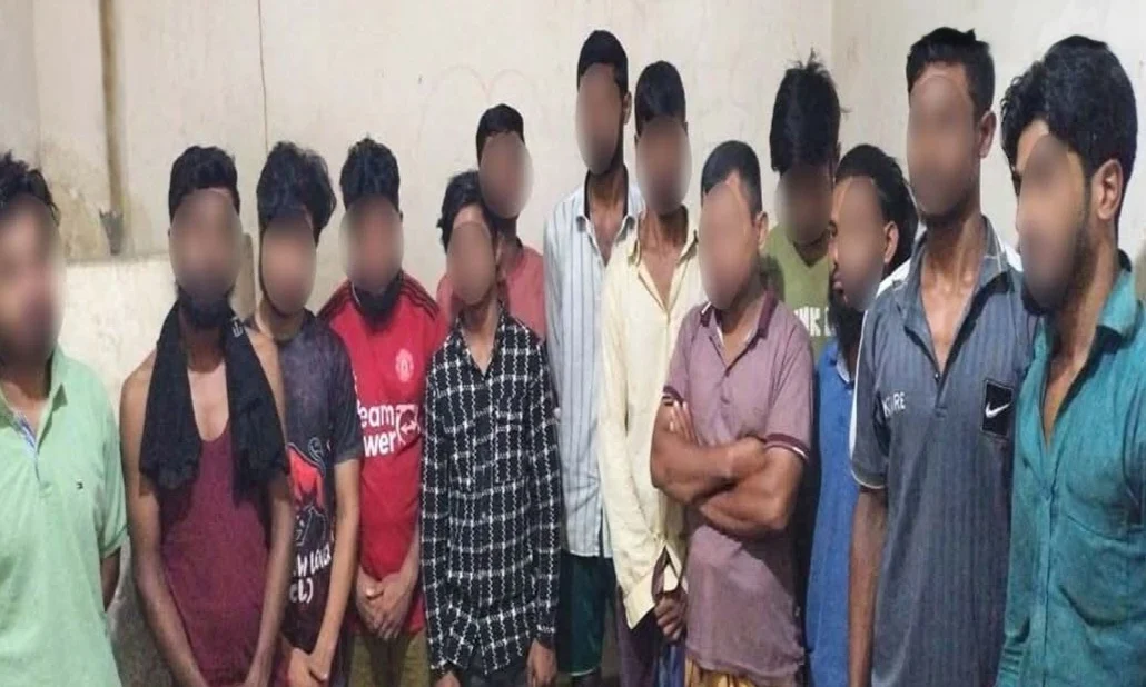যাত্রাবাড়ী-মুগদায় পুলিশের বিশেষ অভিযান: ২২ অপরাধী গ্রেপ্তার, এলাকায় স্বস্তি