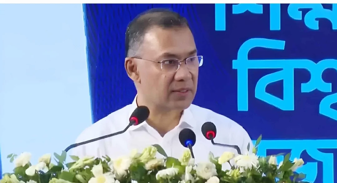 ‘গণতান্ত্রিক বাংলাদেশে এবার ঘুরে দাঁড়ানোর সময়’—শিক্ষা ও প্রযুক্তিনির্ভর রাষ্ট্র গঠনের আহ্বান প্রধানমন্ত্রীর
