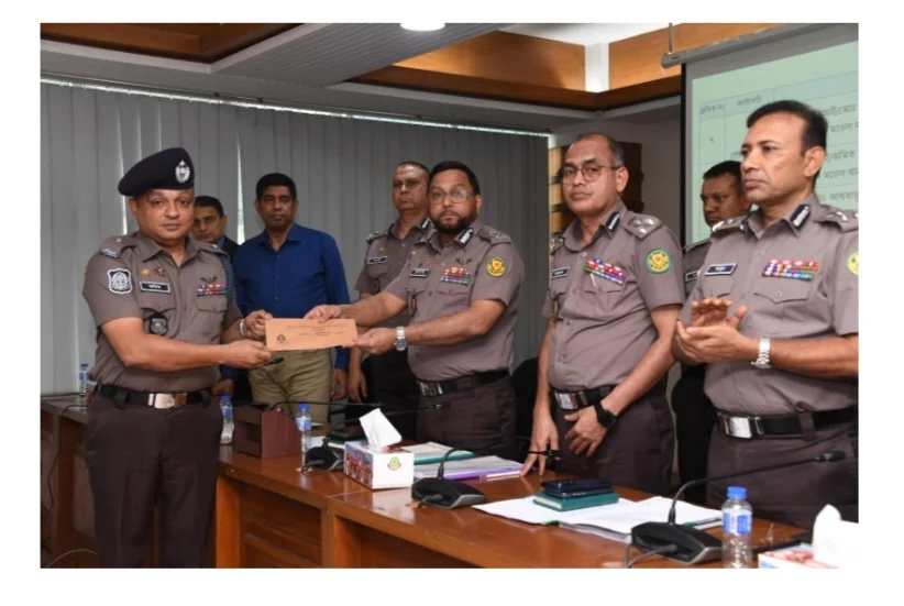 ডিএমপির মাসিক অপরাধ পর্যালোচনা সভা: শ্রেষ্ঠ বিভাগ মিরপুর, সেরা থানা উত্তরা-পশ্চিম