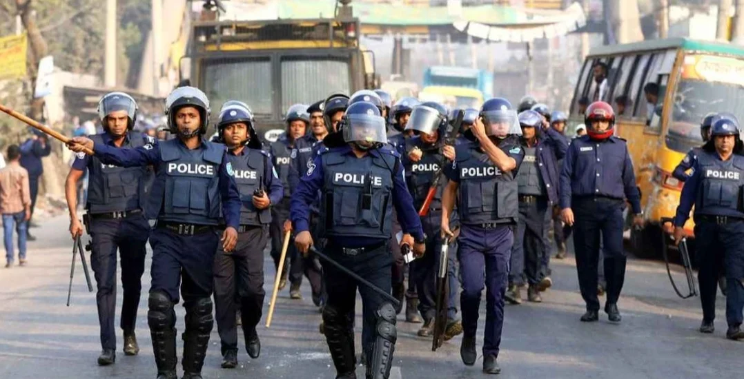 ২৩ জুন ঘিরে ঢাকাজুড়ে ‘নিরাপত্তার চাদর’, মাঠে থাকবে ১৮ হাজার পুলিশ