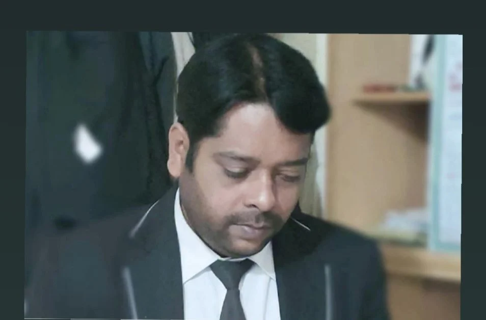 বাগেরহাটে দুর্বৃ’ত্তের ছু’রিকাঘাতে আইনজীবী নিহত