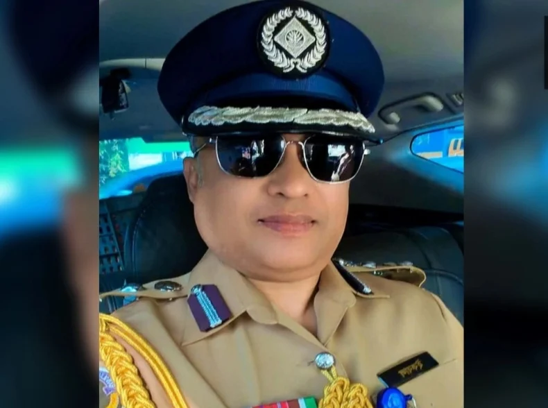 পুলিশের শীর্ষ পর্যায়ে বড় রদবদল, ঢাকা রেঞ্জের নতুন ডিআইজি ইকবাল হোসেন