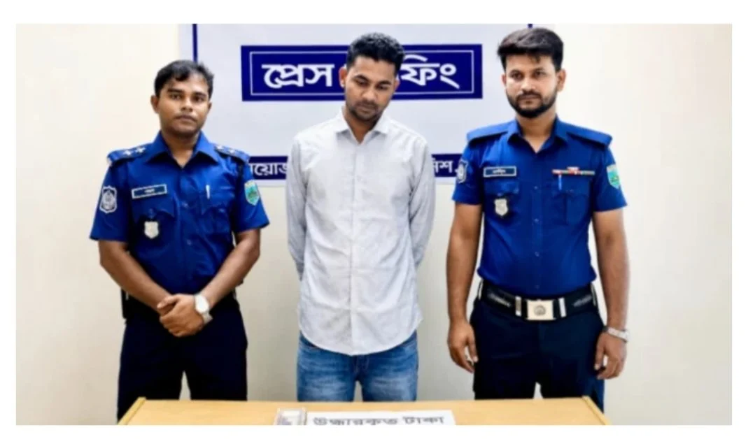ডিবি পরিচয়ে ছিনতাই: মূল হোতা গ্রেপ্তার, উদ্ধার ৯০ হাজার